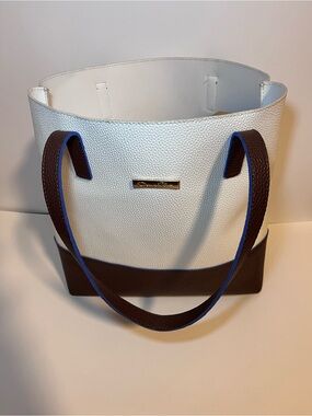 Oscar de la Renta Two-Tone White and Brown Tote Bag with Blue-Trim Handles